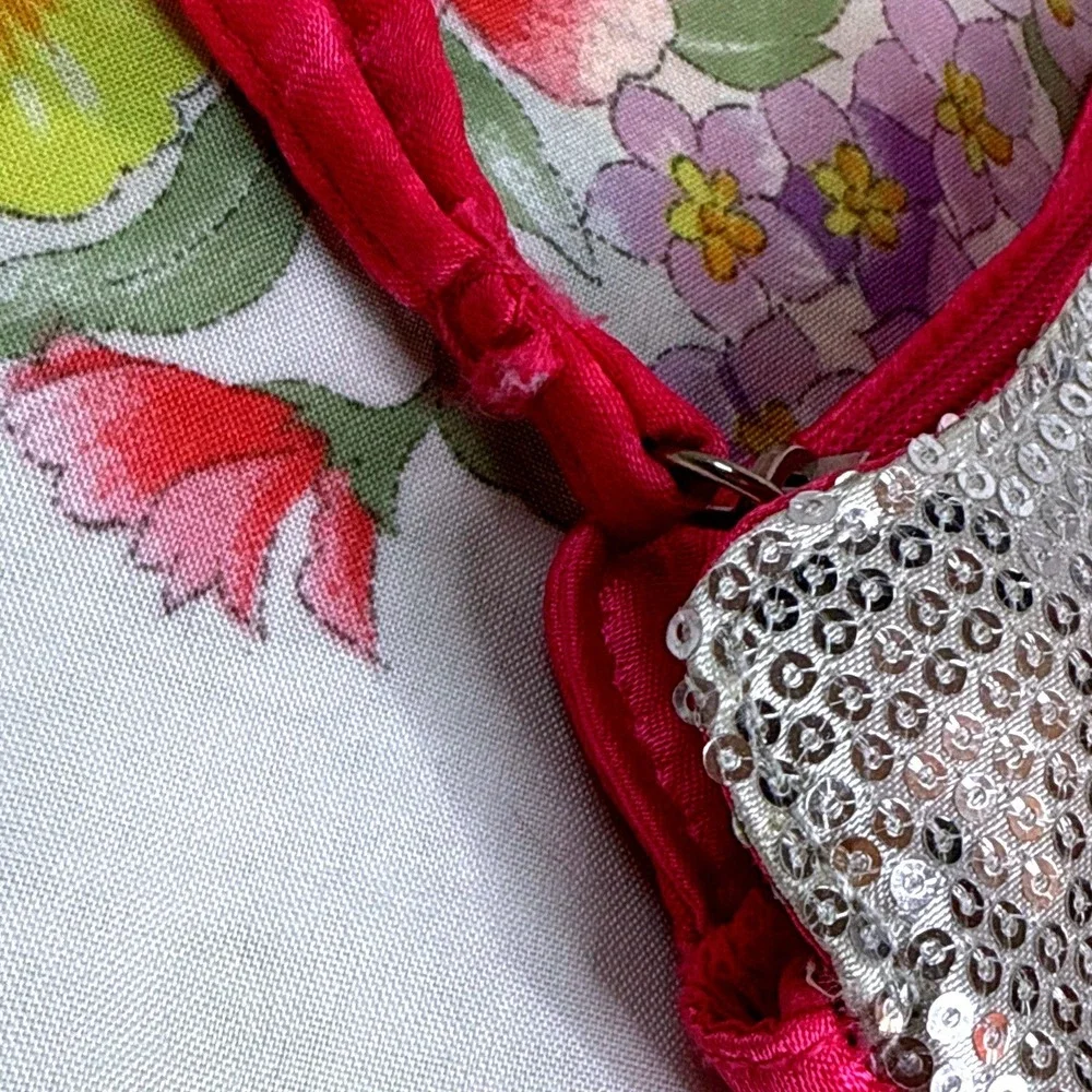 Sanrio Hello Kitty Mini Wristlet Coin Purse‎ Silver Sequin Pink Bow 4.5x5